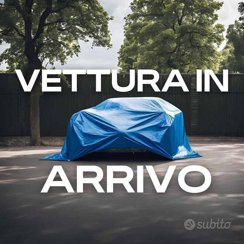 Usata VW T-Cross Life 95 CV (69 kW) 2024 Grigio SUV