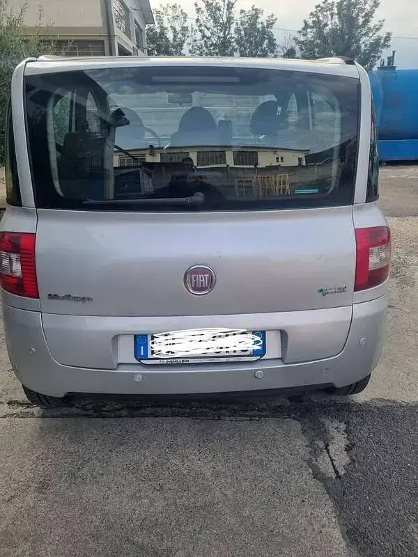 Usata Fiat Multipla Dynamic 92 CV (67 kW) 2009 Grigio Monovolume