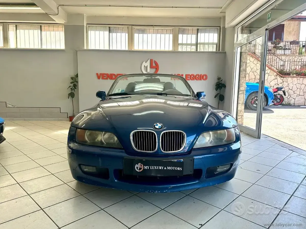 Usata BMW Z3 Efficient Dynamics 118 CV (86 kW) 2001 Blu Cabrio