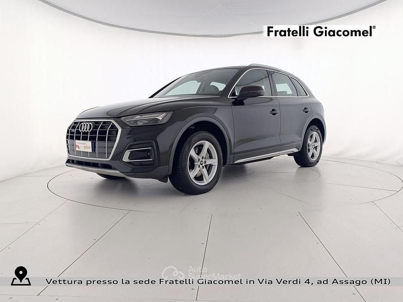 Nero mito metallizzato Usata 2021 Audi Q5 Advanced SUV | 34.500 € (Cara) - Immagine 1/4