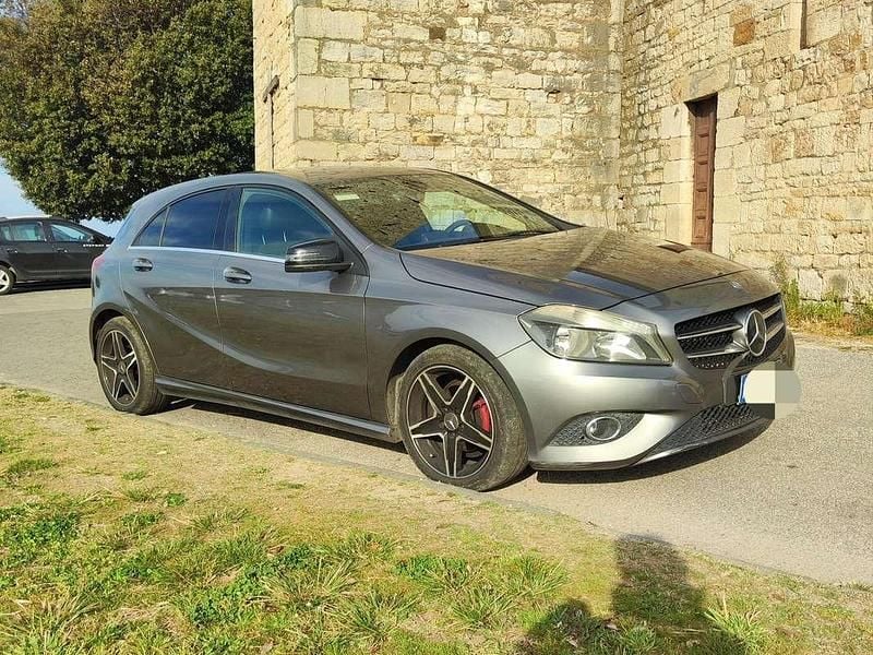 Usata Mercedes A180 Premium 109 CV (80 kW) 2013 Grigio Berlina