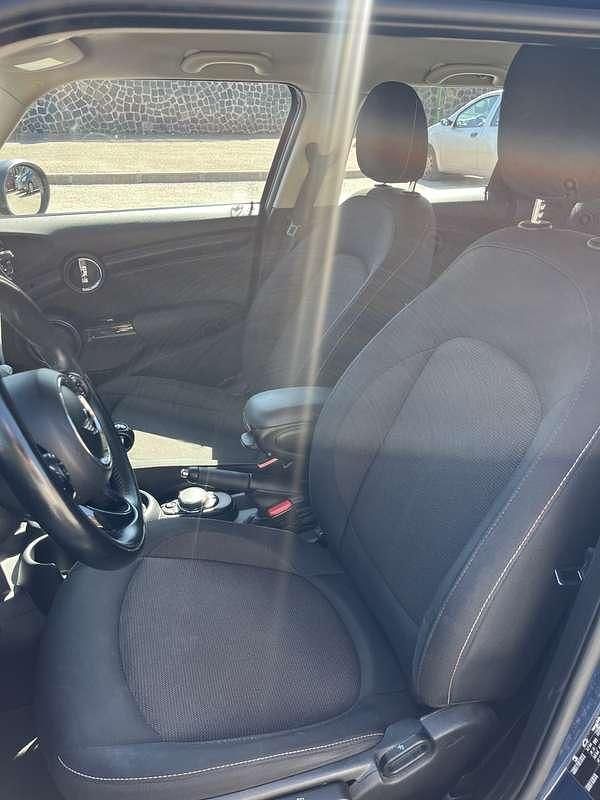 Usata Mini ONE 75 CV (55 kW) 2018 Utilitaria