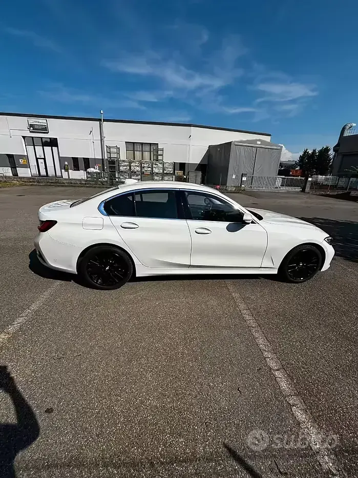 Usata BMW 320 190 CV (139 kW) 2019 Bianco Berlina