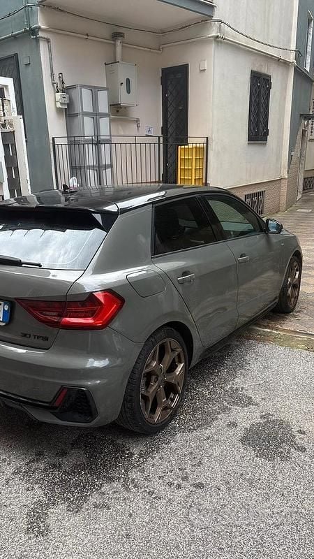 Usata Audi A1 S-Line 116 CV (85 kW) 2019 Grigio SUV