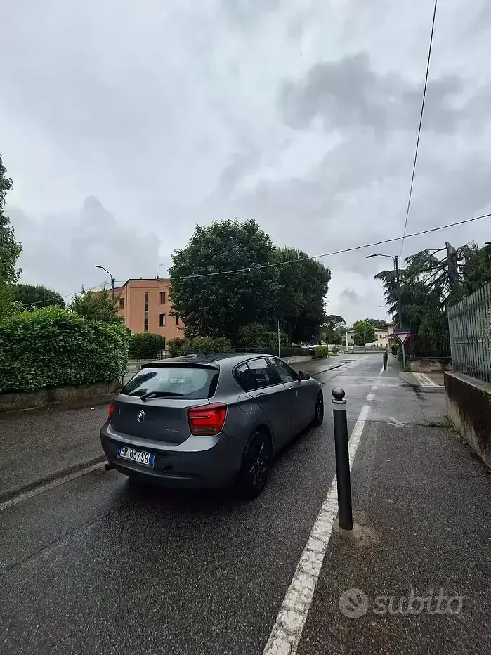 Usata BMW 114 95 CV (69 kW) 2013 Grigio Utilitaria