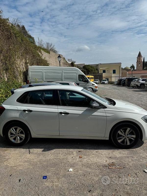 Usata VW Polo Comfortline 95 CV (69 kW) 2020 Bianco Utilitaria
