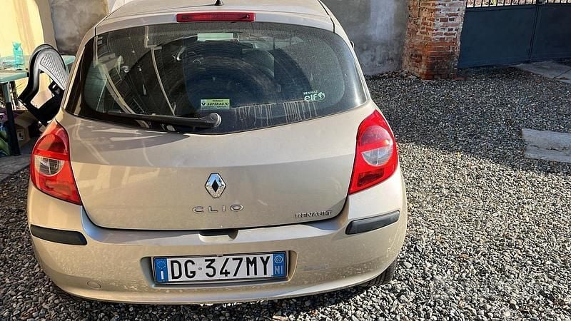 Usata Renault Clio II 2007 Berlina