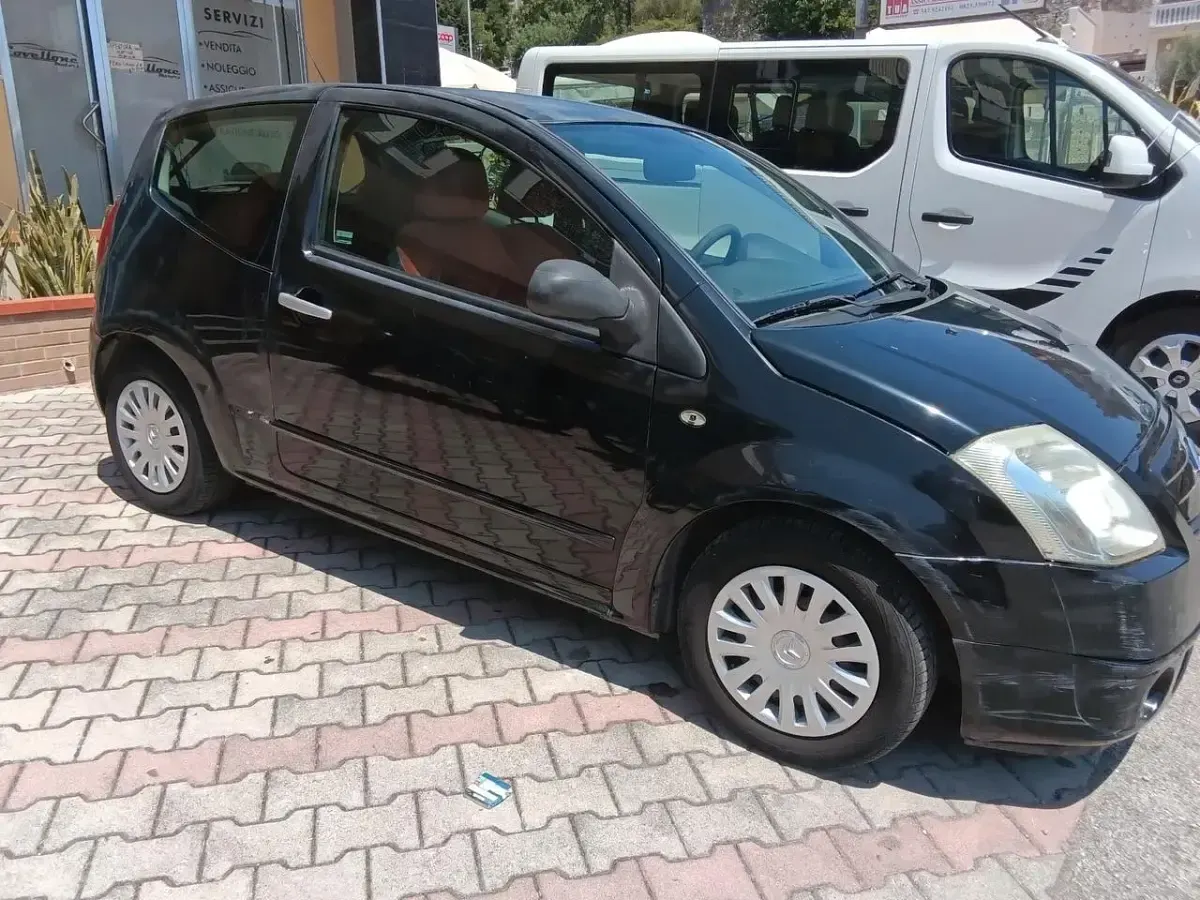 Usata Citroën C2 Exclusive 60 CV (44 kW) 2006 Nero Utilitaria