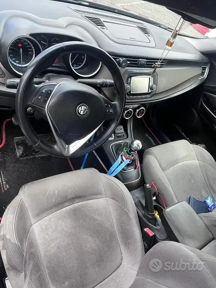 Usata Alfa Romeo Giulietta 109 CV (80 kW) 2016 Grigio Utilitaria