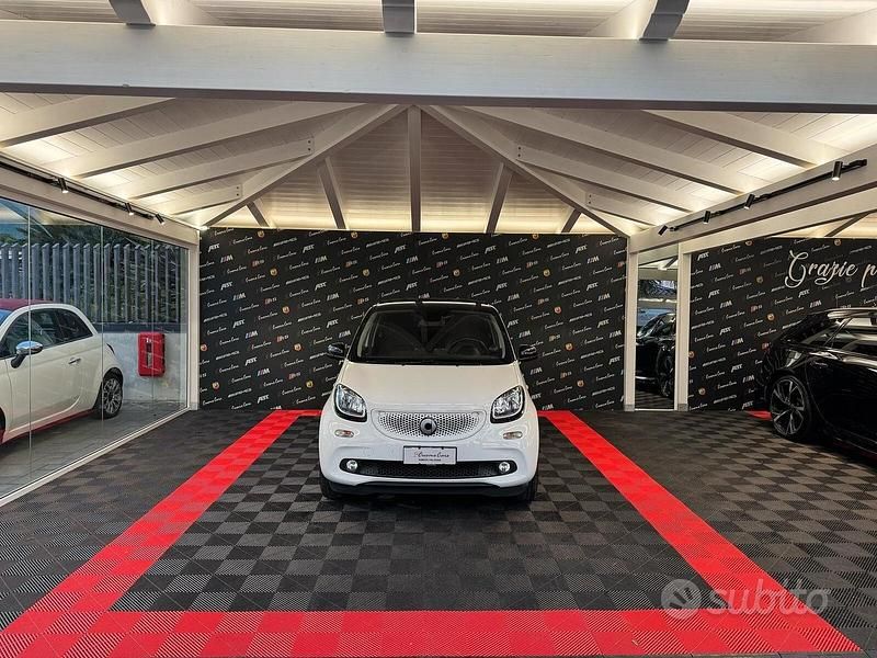 Usata Smart ForFour Prime 90 CV (66 kW) 2016 Bianco Utilitaria