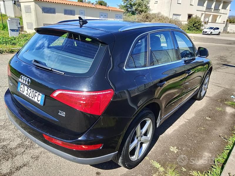 Nero Usata 2010 Audi Q5 S-Line SUV | 14.000 € (Molto cara) - Immagine 1/4