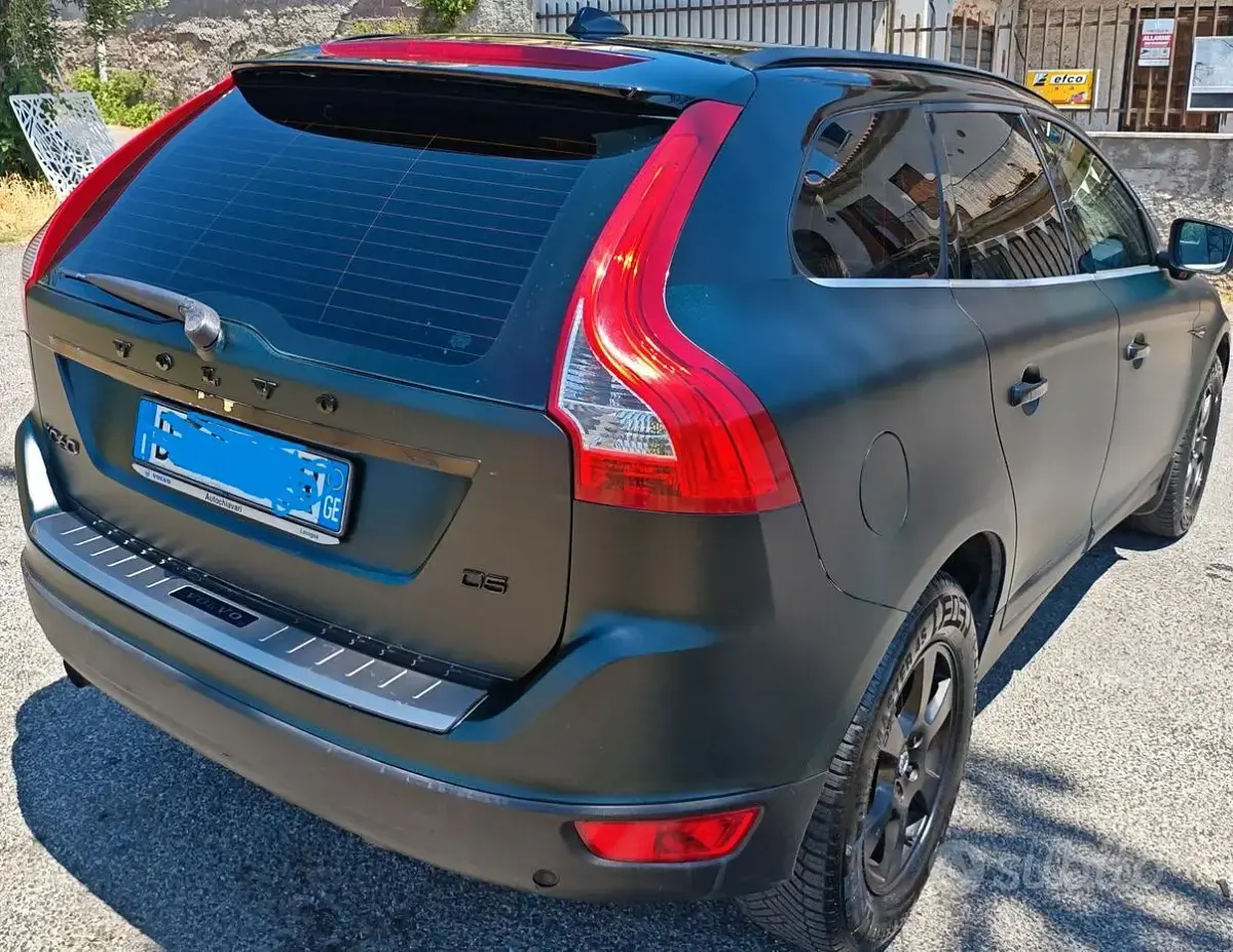Usata Volvo XC60 175 CV (128 kW) 2010 Verde SUV