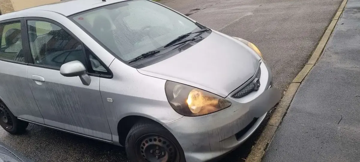 Usata Honda Jazz 77 CV (56 kW) 2005 Utilitaria