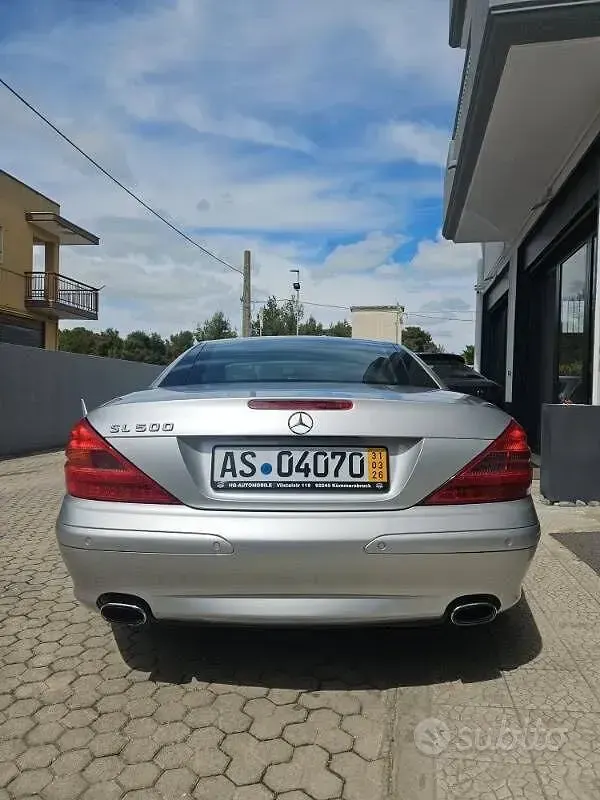 Usata Mercedes SL500 306 CV (225 kW) 2004 Other Cabrio