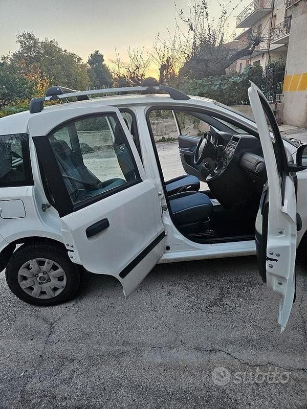 Usata Fiat Panda 75 CV (55 kW) 2010 Bianco Berlina