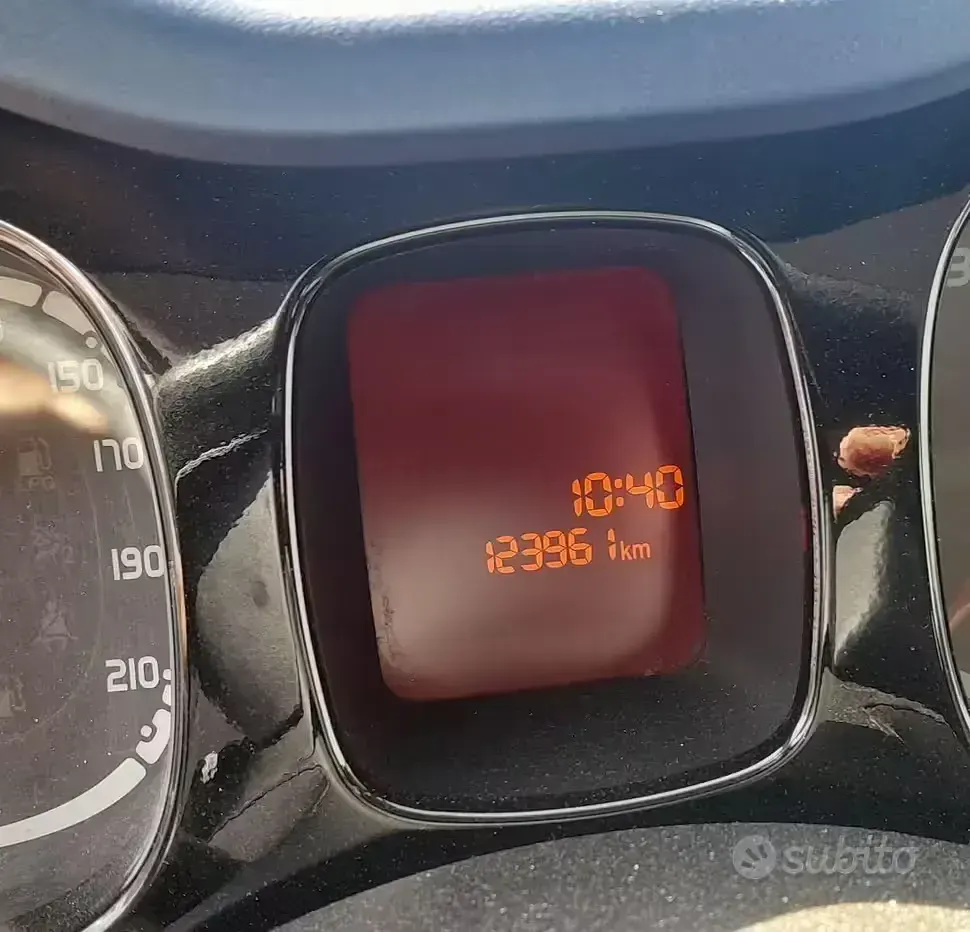 Usata Fiat Panda Lounge 69 CV (50 kW) 2012 Bianco Utilitaria