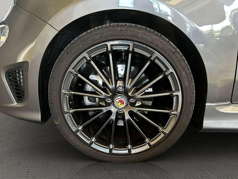 Usata Abarth 595 165 CV (121 kW) 2024 Grigio scuro Utilitaria