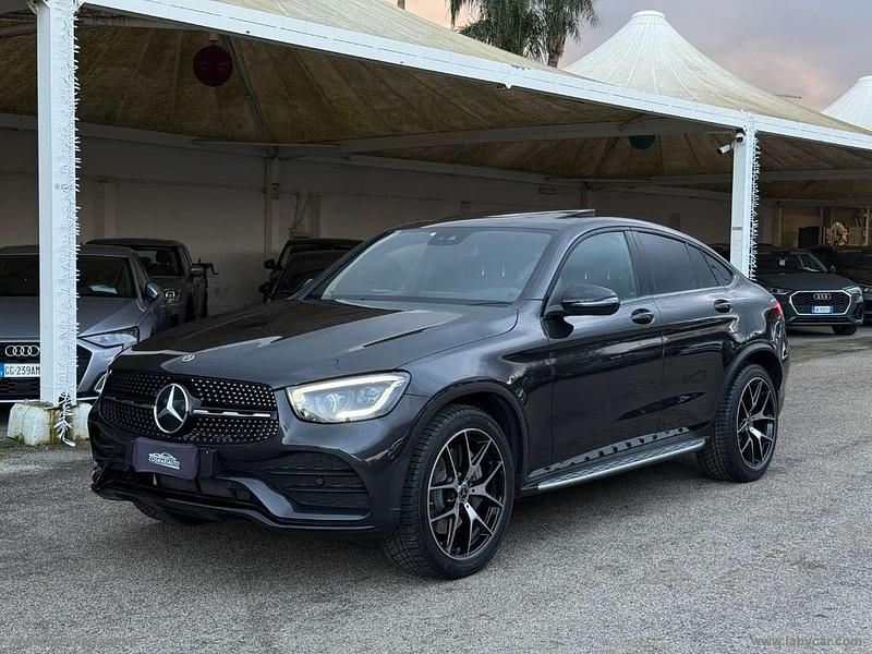 Usata Mercedes GLC300 Premium Plus 245 CV (180 kW) 2022 Grigio Coupé