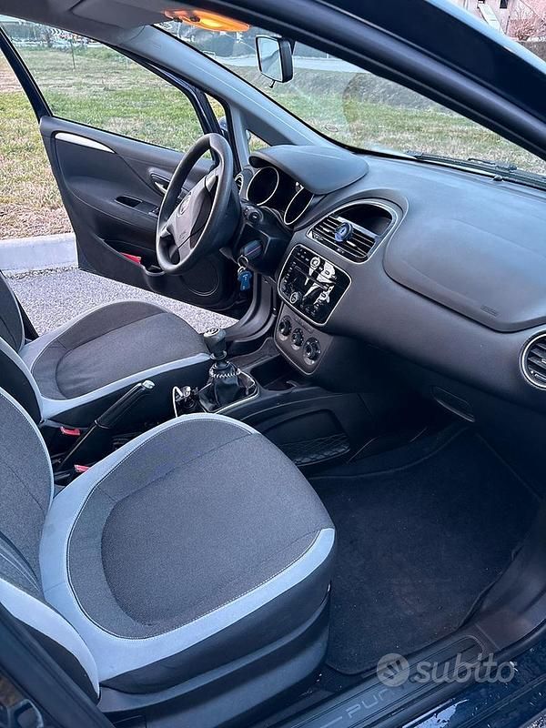 Usata Fiat Grande Punto 2012 Utilitaria