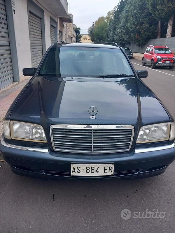 Gebraucht Mercedes C220 95 PS (69 kW) 1998 Kombi