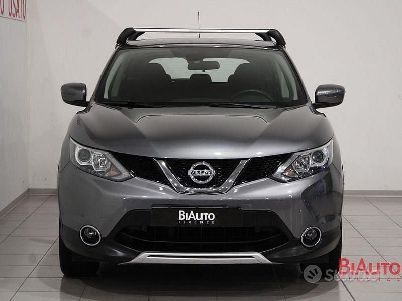 Usata Nissan Qashqai Acenta 110 CV (80 kW) 2015 Grigio SUV