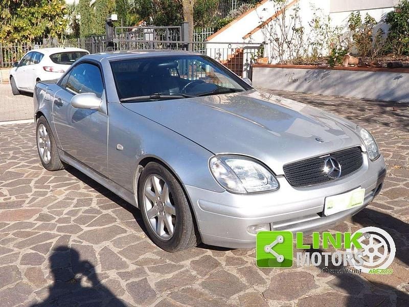 Usata Mercedes SLK200 192 CV (141 kW) 1998 Grigio Cabrio