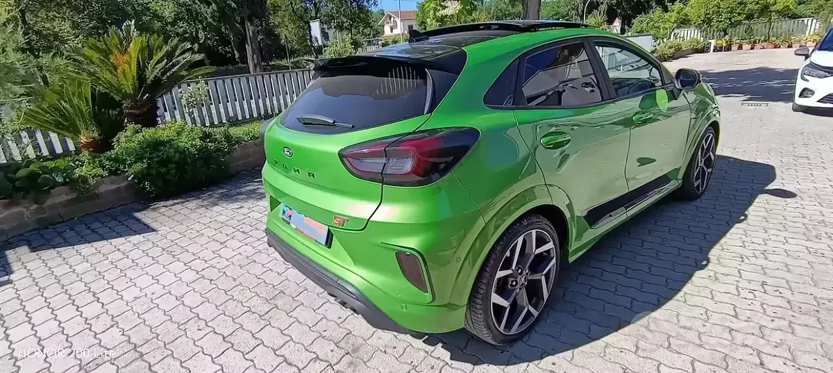 Usata Ford Puma Performance Edition 200 CV (147 kW) 2021 Verde SUV