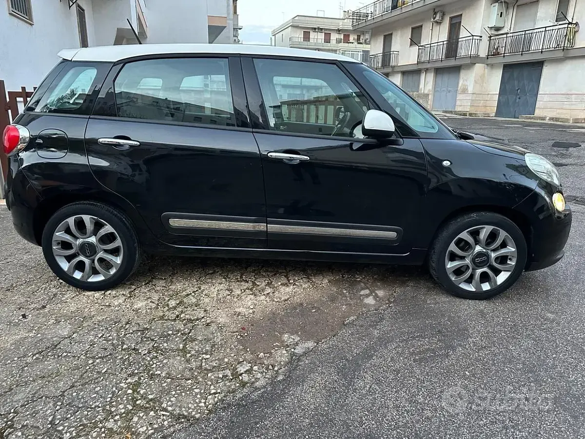 Usata Fiat 500L Lounge 85 CV (62 kW) 2014 Nero Monovolume