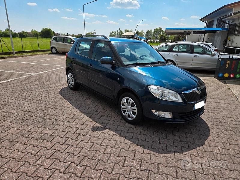 Usata Skoda Fabia Ambition 86 CV (63 kW) 2011 Blu Berlina