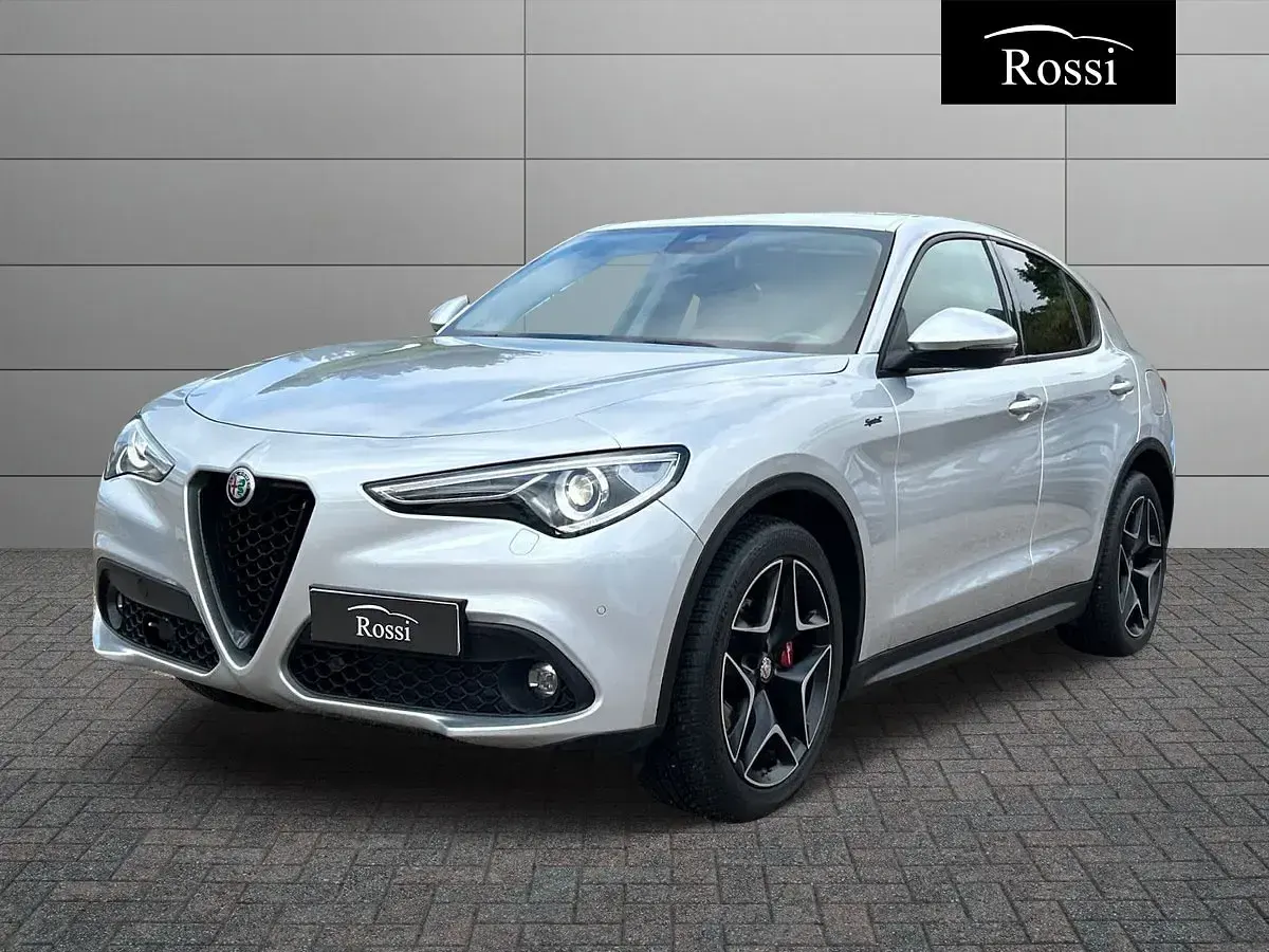 Usata Alfa Romeo Stelvio Sprint 191 CV (140 kW) 2020 SUV
