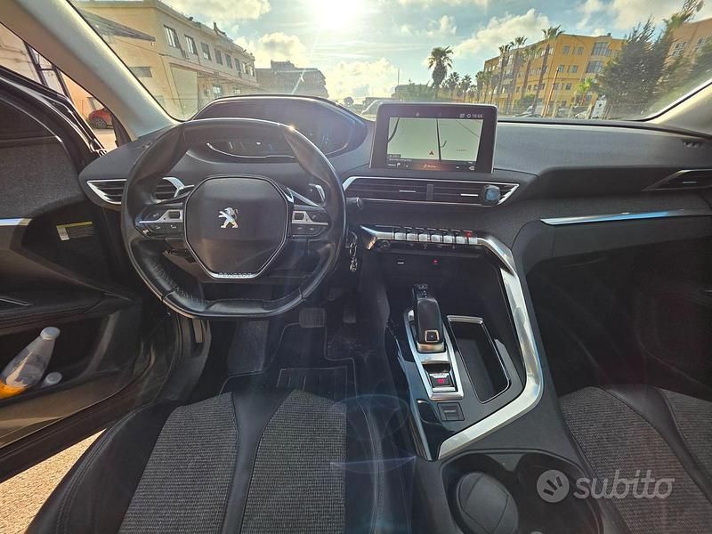 Usata Peugeot 3008 Allure 120 CV (88 kW) 2017 Verde Station wagon