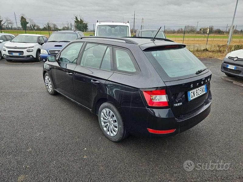 Usata Skoda Fabia 95 CV (69 kW) 2023 Nero Station wagon