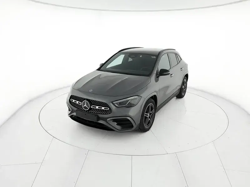 Usata Mercedes GLA200 AMG line 150 CV (110 kW) 2026 SUV