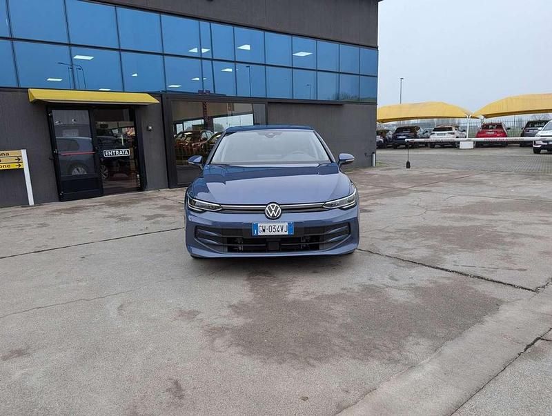 Usata VW Golf VIII Edition 116 CV (85 kW) 2024 Blu/azzurro Berlina