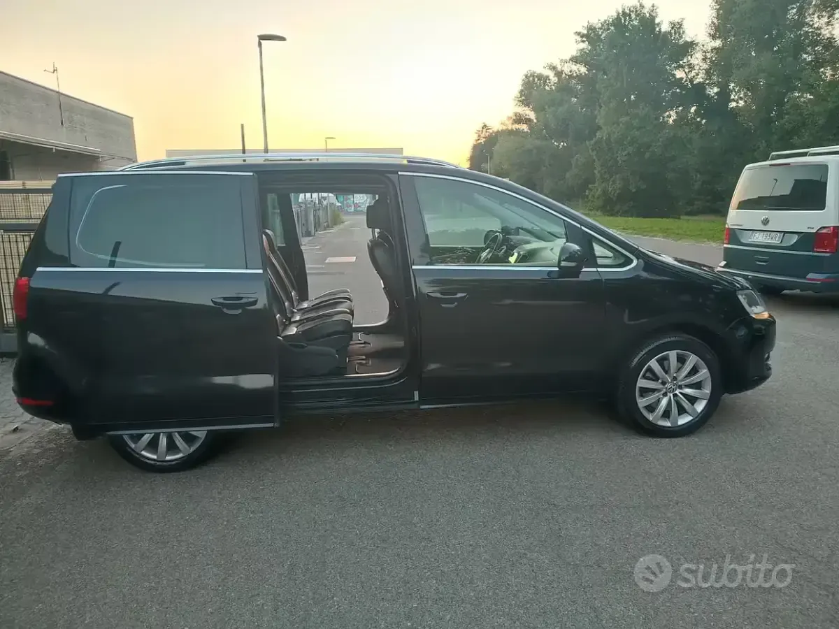 Usata VW Sharan 170 CV (125 kW) 2013 Nero Monovolume