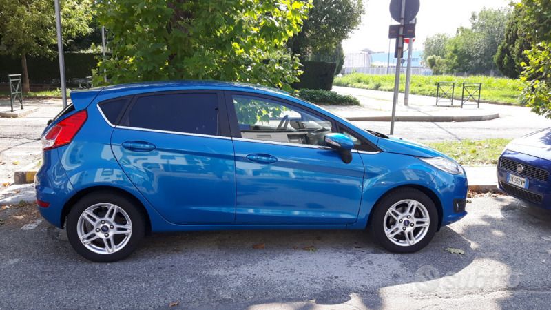 Usata Ford Fiesta 2014 Blu Utilitaria
