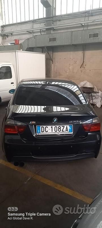 Usata BMW 330 231 CV (169 kW) 2006 Nero Berlina