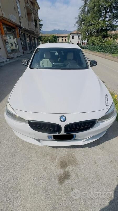 Usata BMW 318 150 CV (110 kW) 2014 Bianco Berlina
