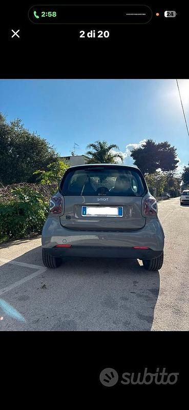 Begagnad Smart ForTwo Coupé 41 kW (56 HK) 2021 Grå Halvkombi