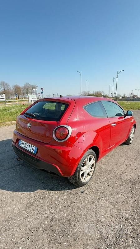 Usata Alfa Romeo MiTo 78 CV (57 kW) 2011 Rosso Utilitaria
