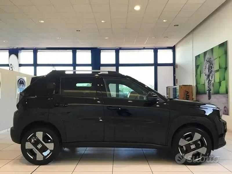 Nuova Fiat Grande Panda La Prima 100 CV (73 kW) 2026 Nero Utilitaria
