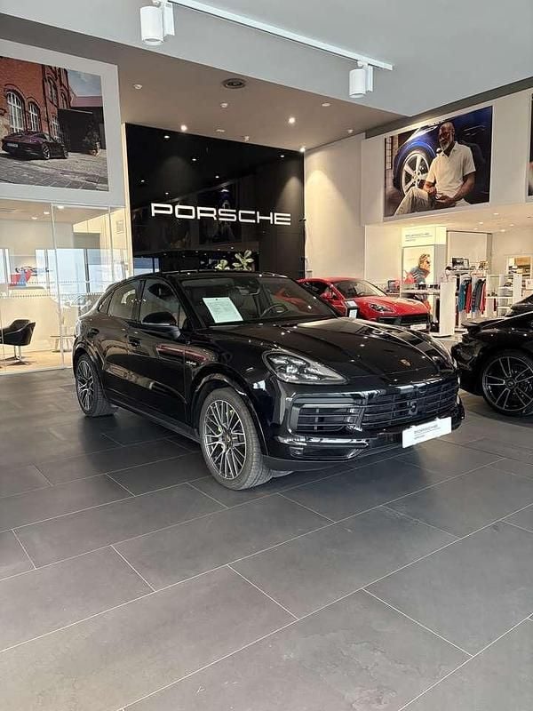 Usata Porsche Cayenne Coupe 462 CV (339 kW) 2022 Nero Coupé