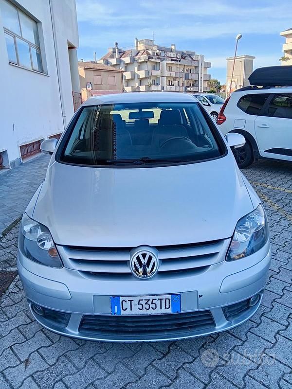 Usata VW Golf IV 2005 Grigio Berlina