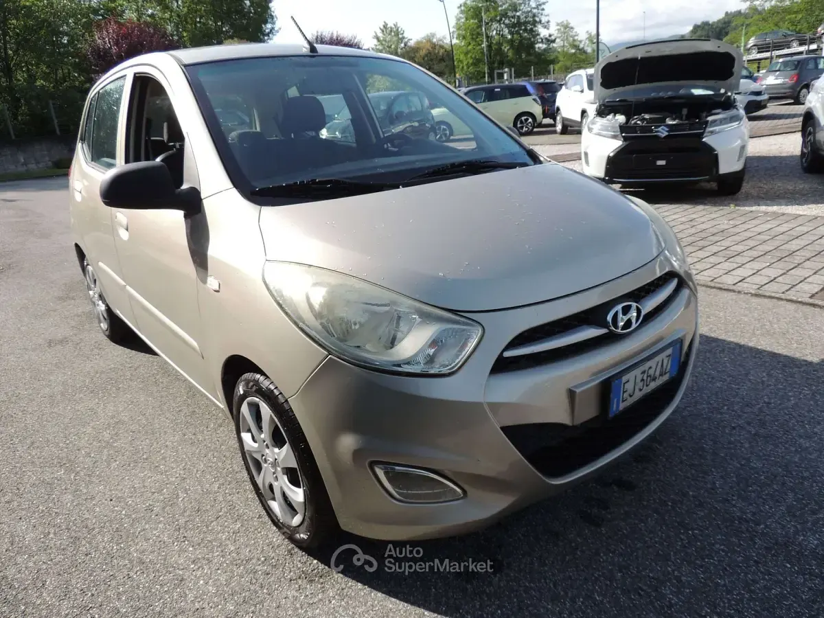 Usata Hyundai i10 Classic 69 CV (50 kW) 2011 Grigio Utilitaria