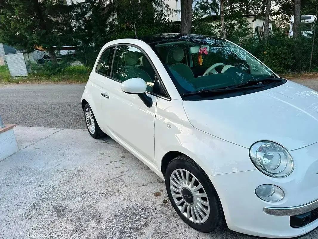 Usata Fiat 500 Lounge 69 CV (50 kW) 2012 Bianco Utilitaria