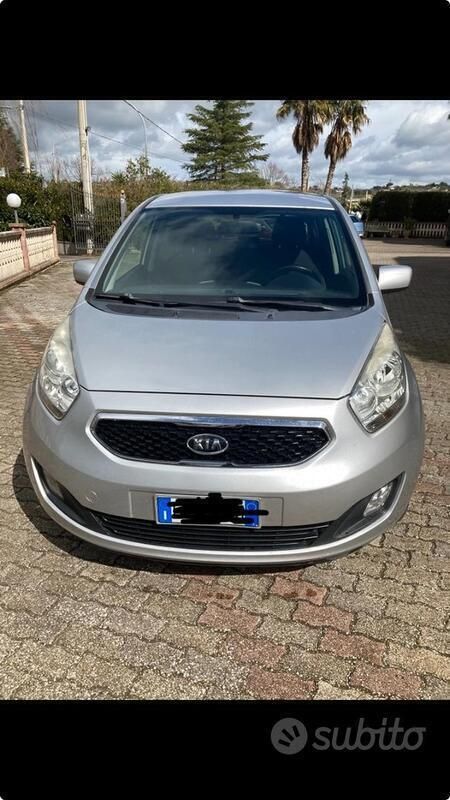 Usata Kia Venga 2012 Grigio Utilitaria