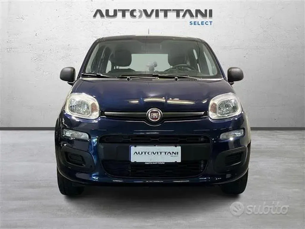 Usata Fiat Panda Lounge 69 CV (50 kW) 2020 Blu Utilitaria