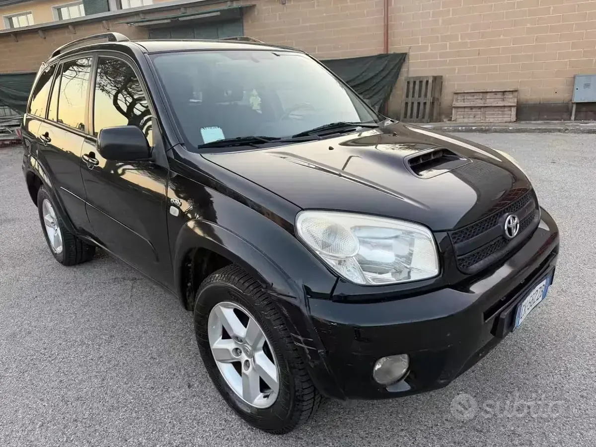 Usata Toyota RAV4 Sol 116 CV (85 kW) 2003 Nero SUV