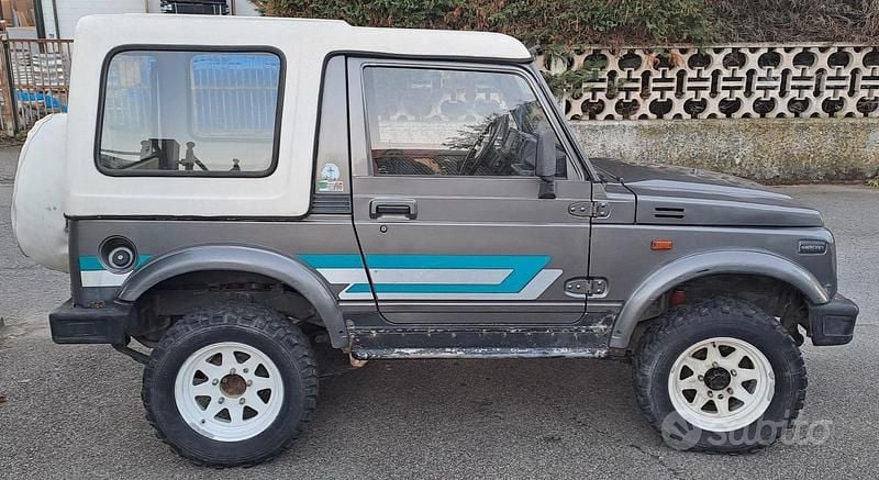 Usata Suzuki Samurai 1990 Grigio SUV