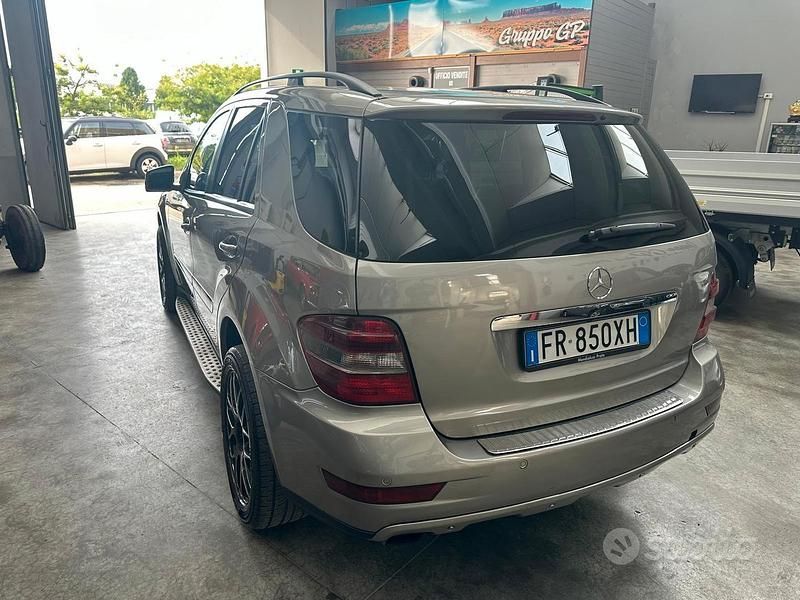 Usata Mercedes ML320 224 CV (164 kW) 2007 SUV